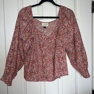 🌹NWT! Boho Floral Peasant Blouse